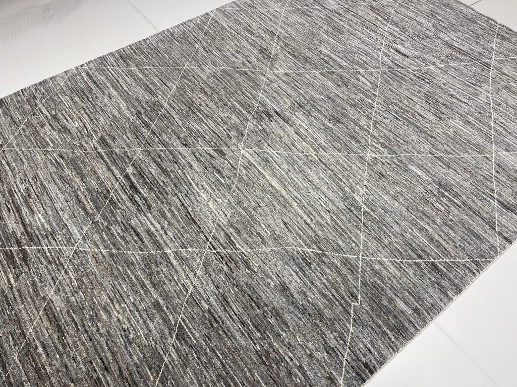 Handmade Scandinavian Natural Wool Area Rug (6'4" x 9'4") - Image 3
